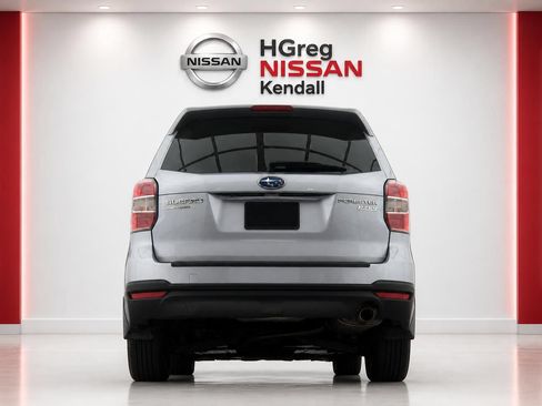 Used 2016 Subaru Forester 2.5i Limited AWD/4WD image 6