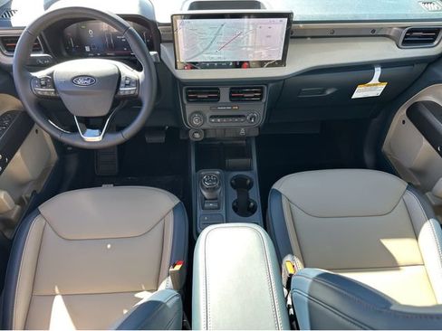 New 2026 Ford Maverick Lariat image 7