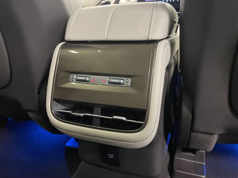 Used 2024 Lincoln Nautilus Black Label w/ Jet Appearance Package (87T) image 27