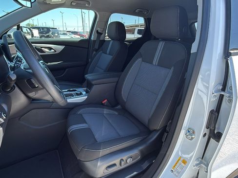 New 2025 Chevrolet Blazer LT w/ Convenience Package image 12