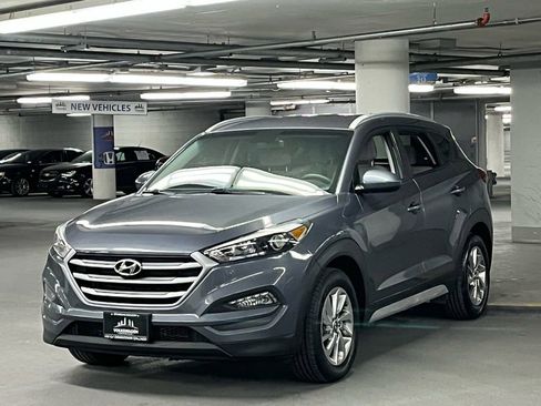 Used 2018 Hyundai Tucson SEL image 3