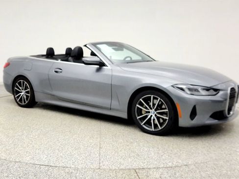 Used 2025 BMW 430i Convertible image 3