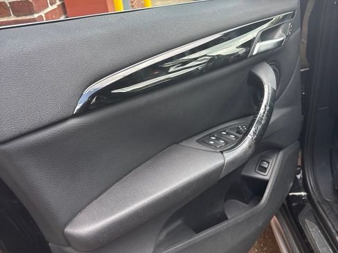 Used 2016 BMW X1 xDrive28i AWD/4WD image 5