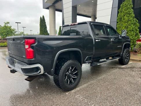 Used 2020 Chevrolet Silverado 2500 LTZ w/ LTZ Convenience Package AWD/4WD image 10