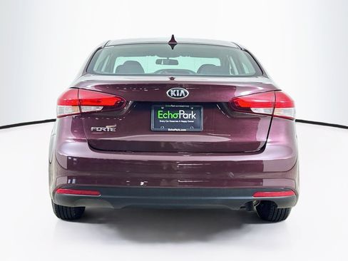 Used 2017 Kia Forte LX FWD image 7