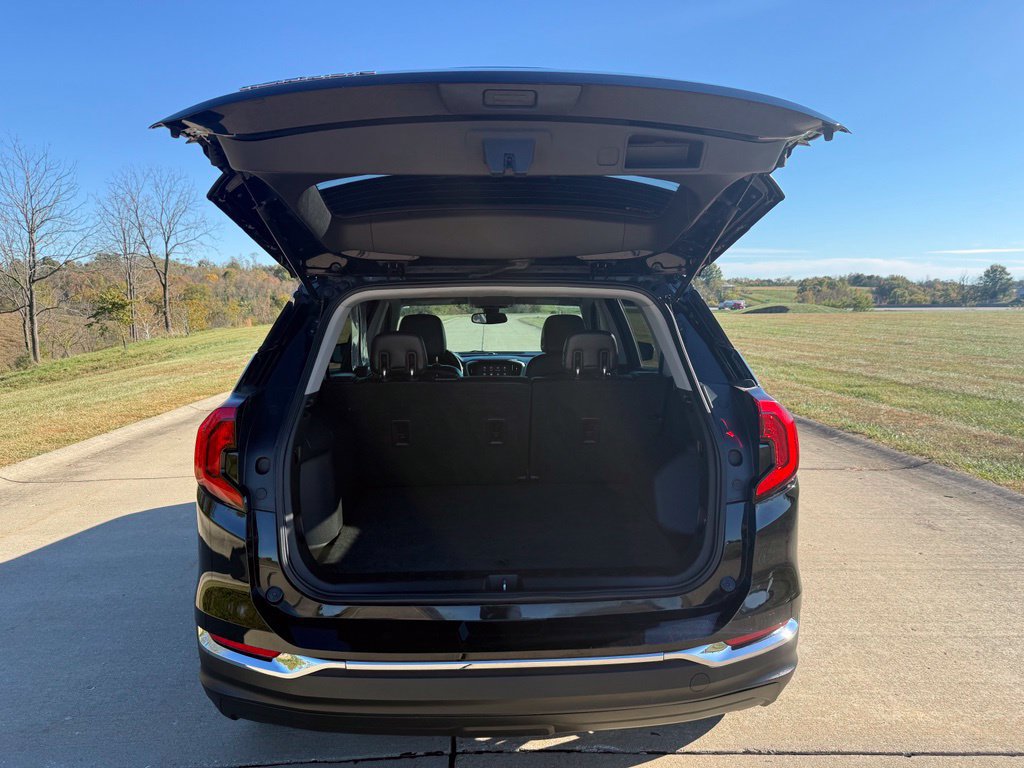 Used 2020 GMC Terrain SLT FWD image 4