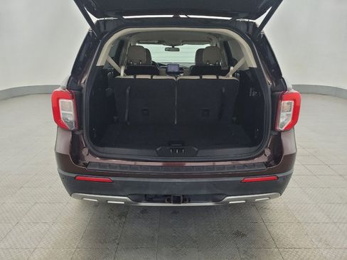 Used 2020 Ford Explorer XLT w/ Equipment Group 202A image 29