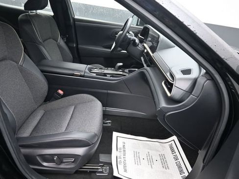 Used 2024 Toyota Crown XLE image 8