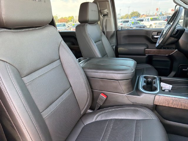Used 2023 GMC Sierra 2500 Denali w/ Denali Black Diamond Edition AWD/4WD image 25