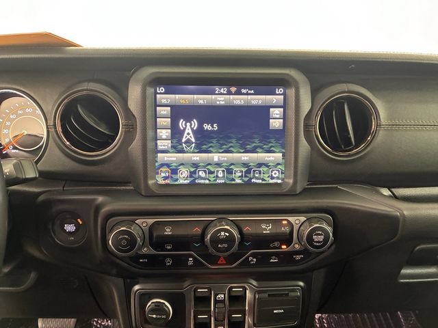Used 2023 Jeep Gladiator Overland AWD/4WD image 26