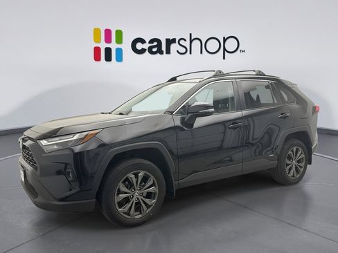 Used 2023 Toyota RAV4 XLE Premium image 1