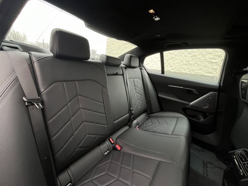 Used 2024 BMW i5 M60 w/ Premium Package image 42