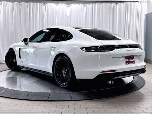 Used 2022 Porsche Panamera GTS AWD/4WD image 3