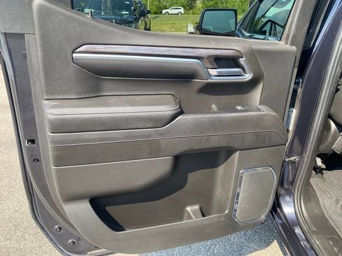 Used 2022 Chevrolet Silverado 1500 LTZ w/ Technology Package image 24