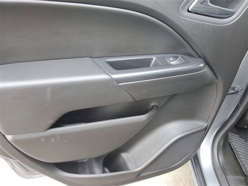 Used 2018 Chevrolet Colorado LT w/ LT Convenience Package image 17