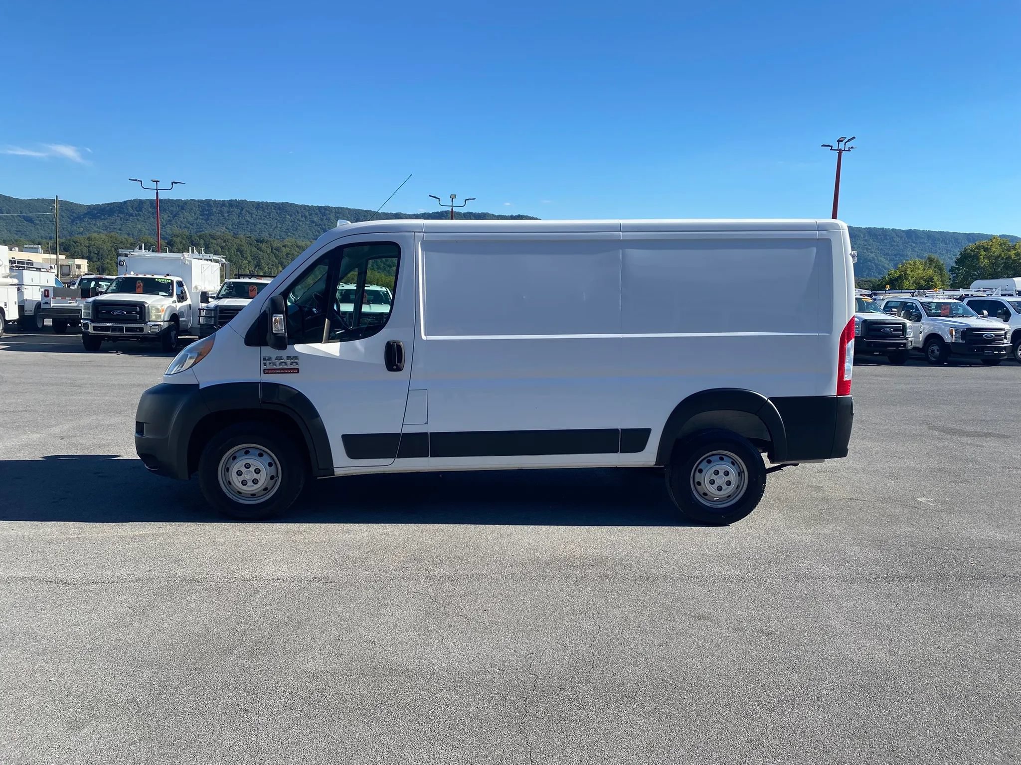 Used 2018 RAM ProMaster 1500 FWD image 5
