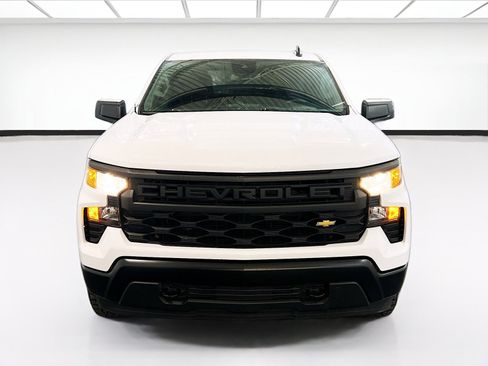 Used 2024 Chevrolet Silverado 1500 W/T w/ Trailering Package AWD/4WD image 2