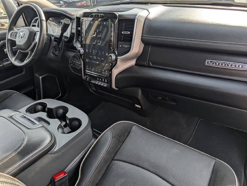 Used 2024 RAM 2500 Laramie w/ Cold Weather Group AWD/4WD image 32