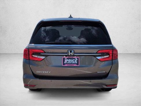 Used 2021 Honda Odyssey Touring image 7