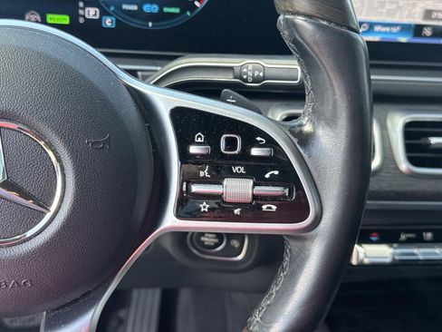 Used 2022 Mercedes-Benz GLS 450 4MATIC image 24