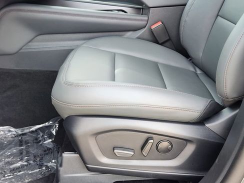 New 2026 Ford Explorer Active w/ Active Comfort Package image 24