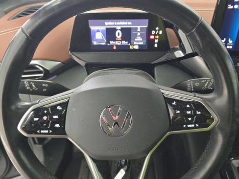 Used 2022 Volkswagen ID.4 Pro S image 10