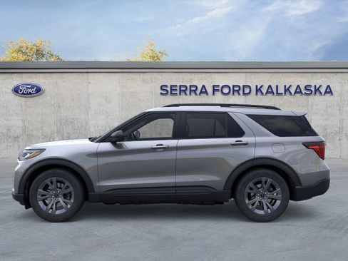 New 2026 Ford Explorer Active w/ Active Comfort Package AWD/4WD image 3