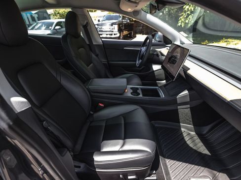 Used 2022 Tesla Model 3 RWD image 23