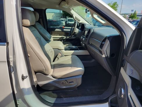 Used 2019 Ford Expedition Limited w/ Driver Assistance Package RWD image 21