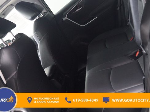 Used 2023 Toyota RAV4 XLE Premium FWD image 14