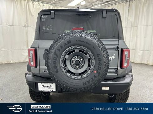 New 2025 Ford Bronco Badlands image 7