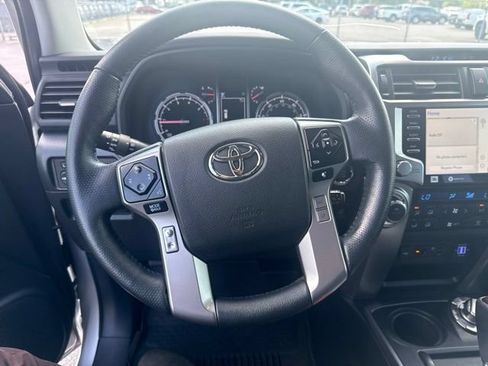 Used 2023 Toyota 4Runner Limited AWD/4WD image 29