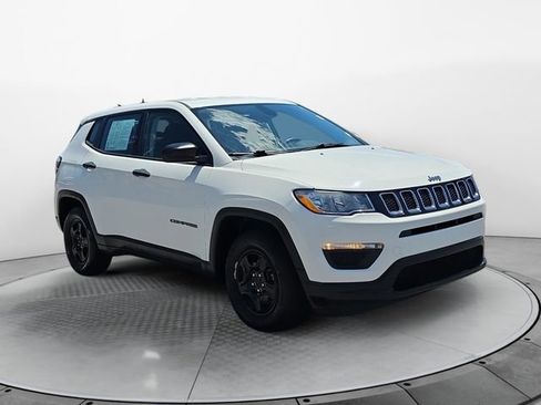 Used 2017 Jeep Compass Sport FWD image 7