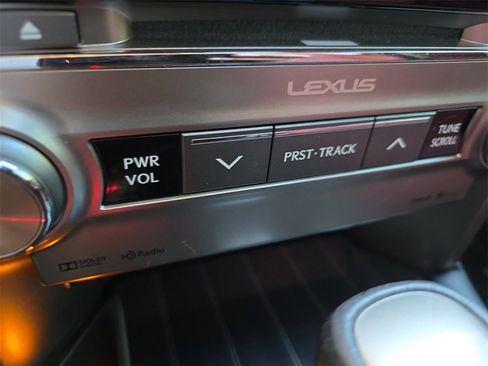 Used 2020 Lexus GX 460 Premium image 16