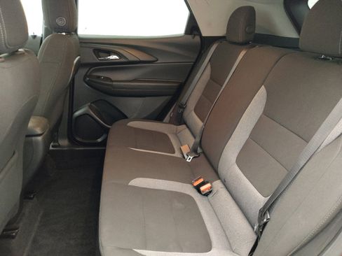 Used 2024 Chevrolet TrailBlazer LT FWD image 18