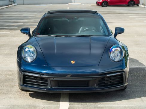 Used 2020 Porsche 911 Carrera RWD image 3