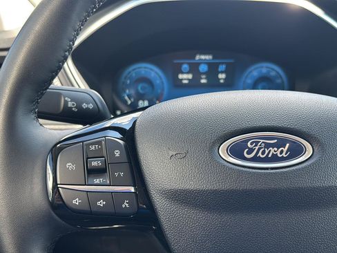 Used 2025 Ford Escape Platinum AWD/4WD image 19