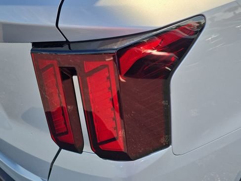 New 2026 Kia Sorento EX w/ EX Premium Package FWD image 11