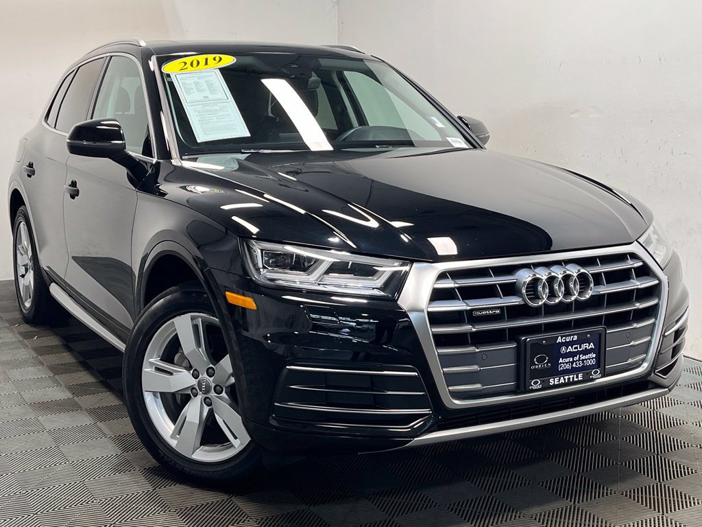 Used 2019 Audi Q5 2.0T Premium Plus w/ Premium Plus Package AWD/4WD image 1
