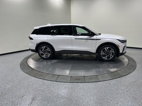 New 2026 Lincoln Nautilus Premier w/ Equipment Group 102A AWD/4WD image 5