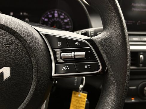 Used 2024 Kia Forte LXS image 15