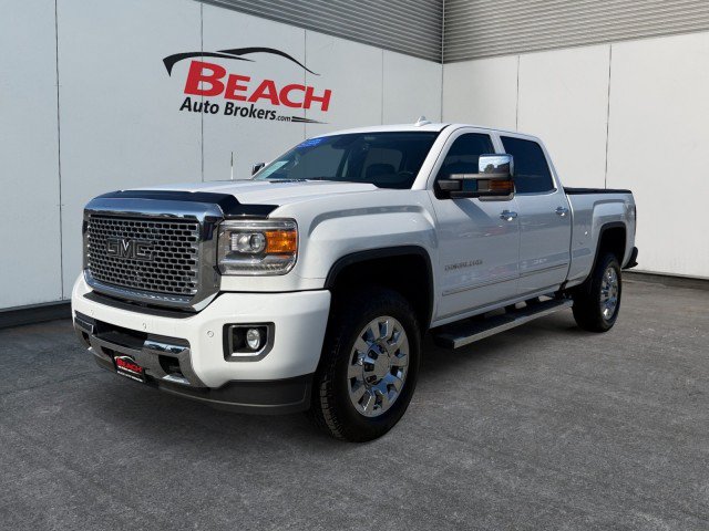 Used 2016 GMC Sierra 2500 Denali w/ Duramax Plus Package AWD/4WD image 1