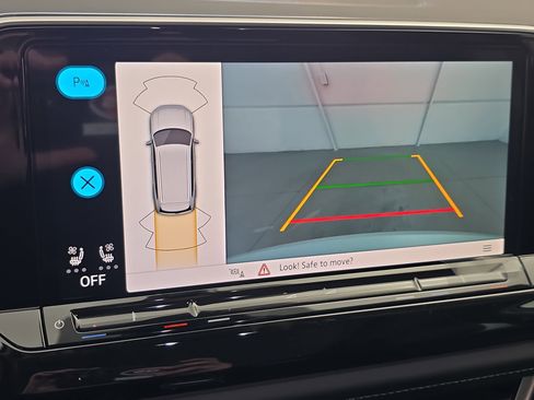 New 2026 Volkswagen Atlas SEL image 22