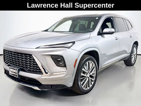 Certified 2025 Buick Enclave Avenir image 1