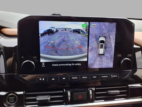 Certified 2023 Nissan Pathfinder Platinum w/ Cargo Package image 6