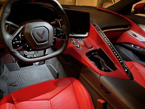 Used 2023 Chevrolet Corvette Stingray Premium Conv w/ Z51 Performance Package image 7