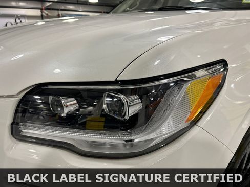 Used 2022 Lincoln Navigator Black Label image 7