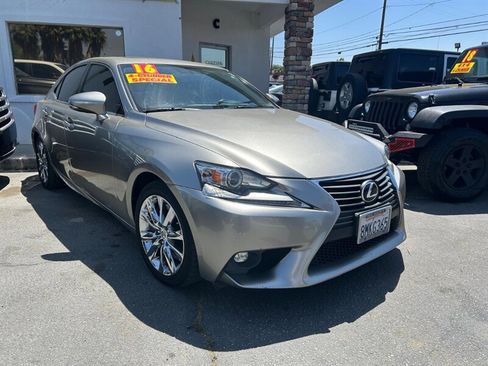 Used 2016 Lexus IS 200t RWD image 3
