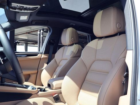 New 2026 Porsche Macan S AWD/4WD image 5