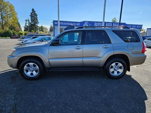 Used 2008 Toyota 4Runner SR5 image 2